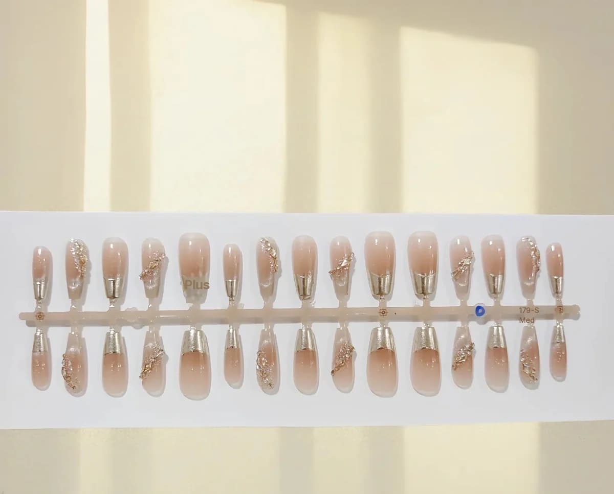 French Tip Press-On Nails with Gold Rim and Glitter, 30 Pieces