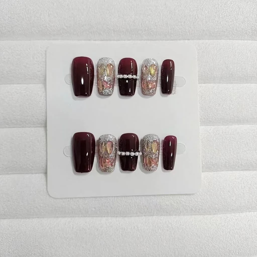 Red Starry Sky Press-On Nails with Chain Rhinestones Short Coffin Shape