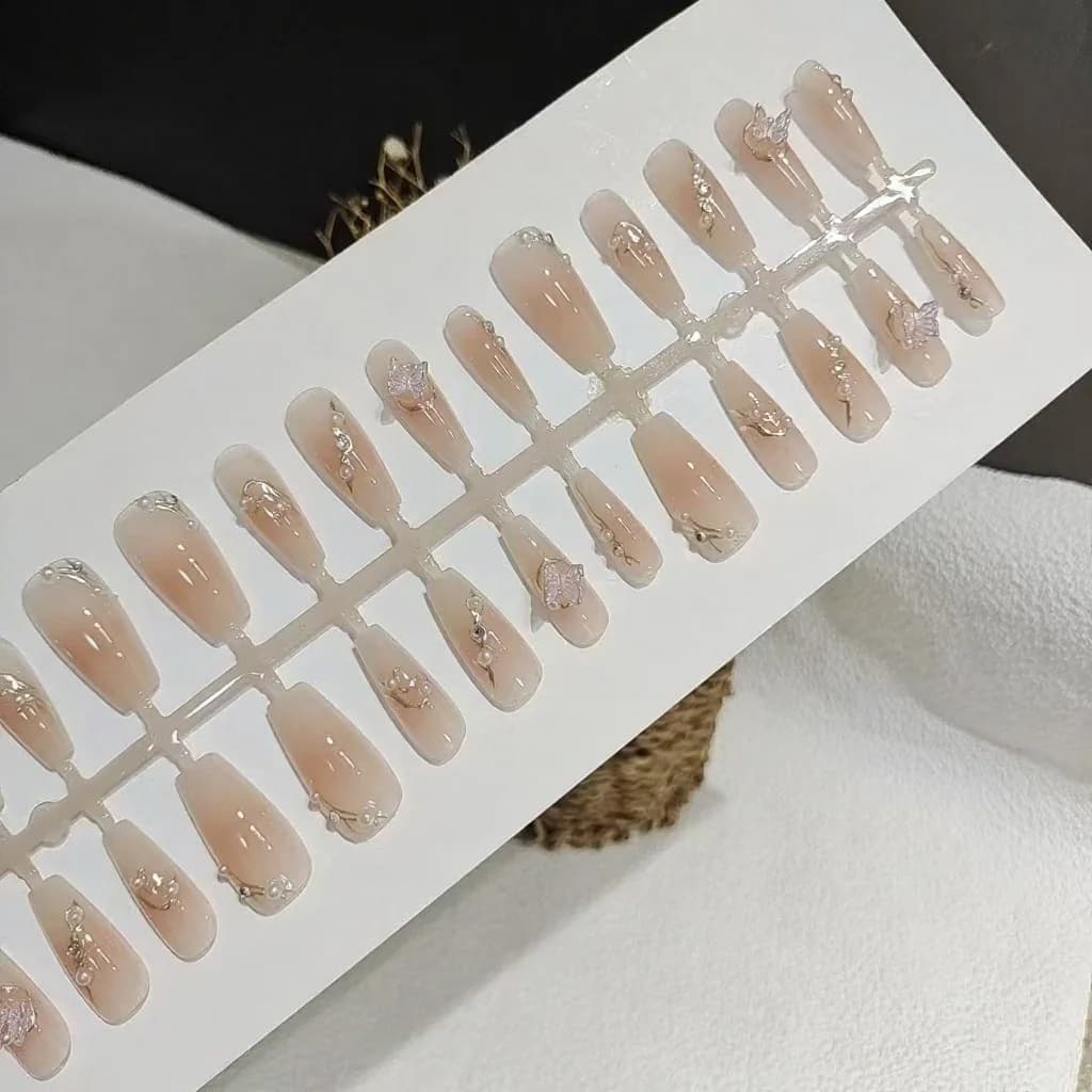 3D Butterfly Press-On Nails, 30 Pieces, Reusable False Nail Tips