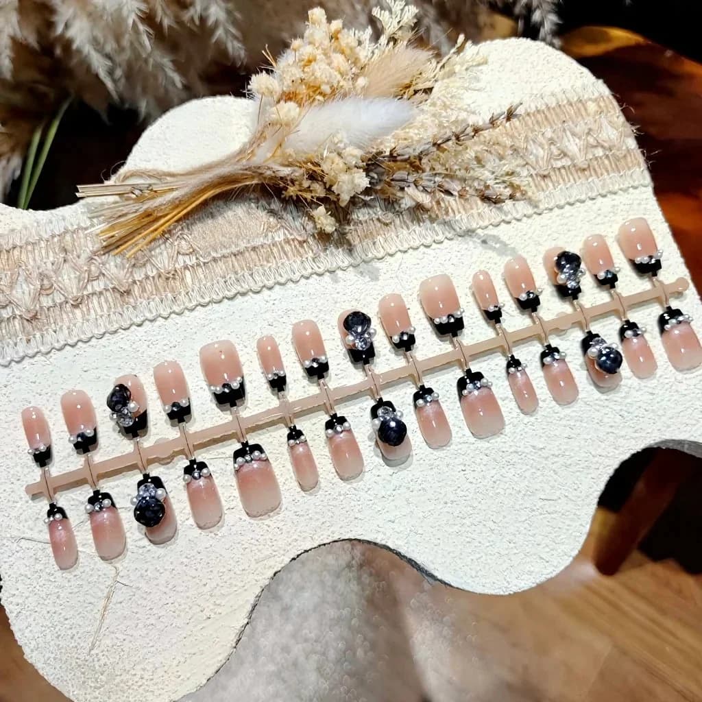 Black Cat Eye Press On Nails with Pearls and Rhinestones