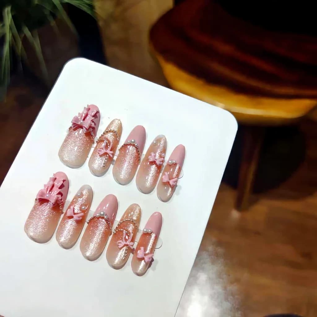 Press-On Nails Pink Lace Bow Cat Eye Long Stiletto
