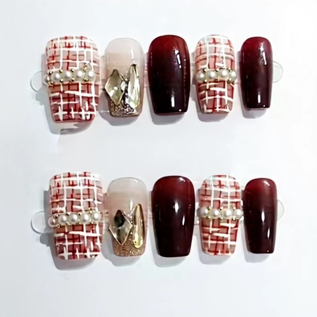 Red Tweed Press-On Nails with Pearls Short Square 10 Pieces