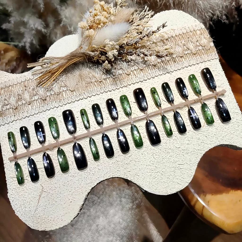 Medium Oval Cat Eye Press On Nails Dark Sweet Cool Style