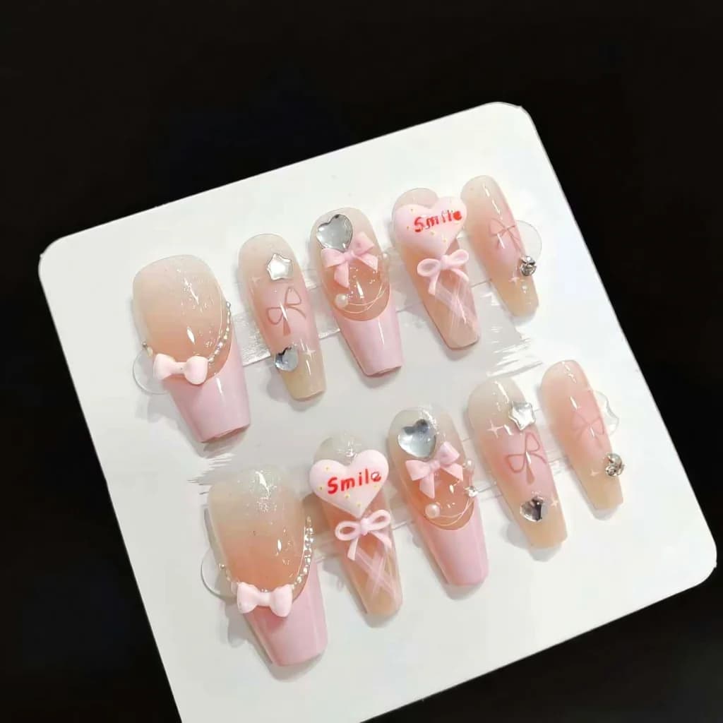 Press-On Nails French Tip Heart Bow Design 30 Pieces