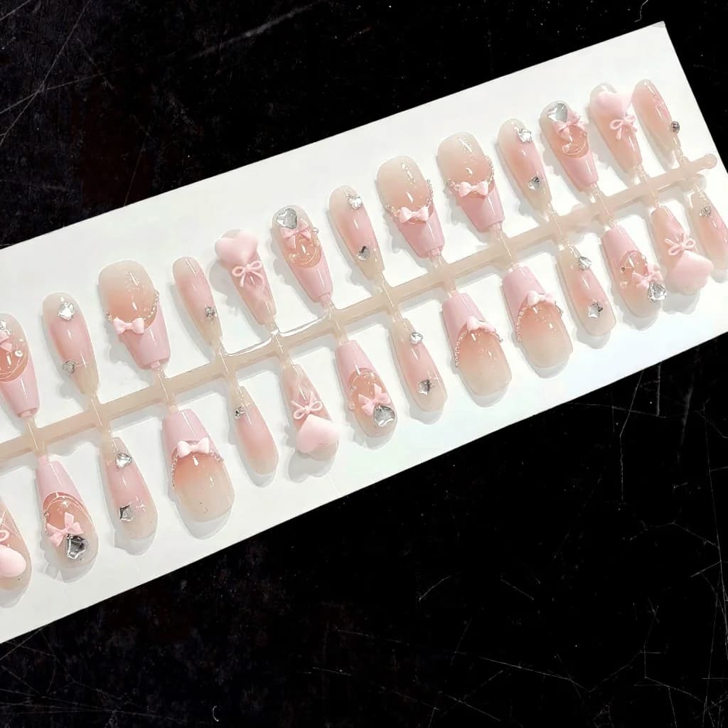 Press-On Nails French Tip Heart Bow Design 30 Pieces
