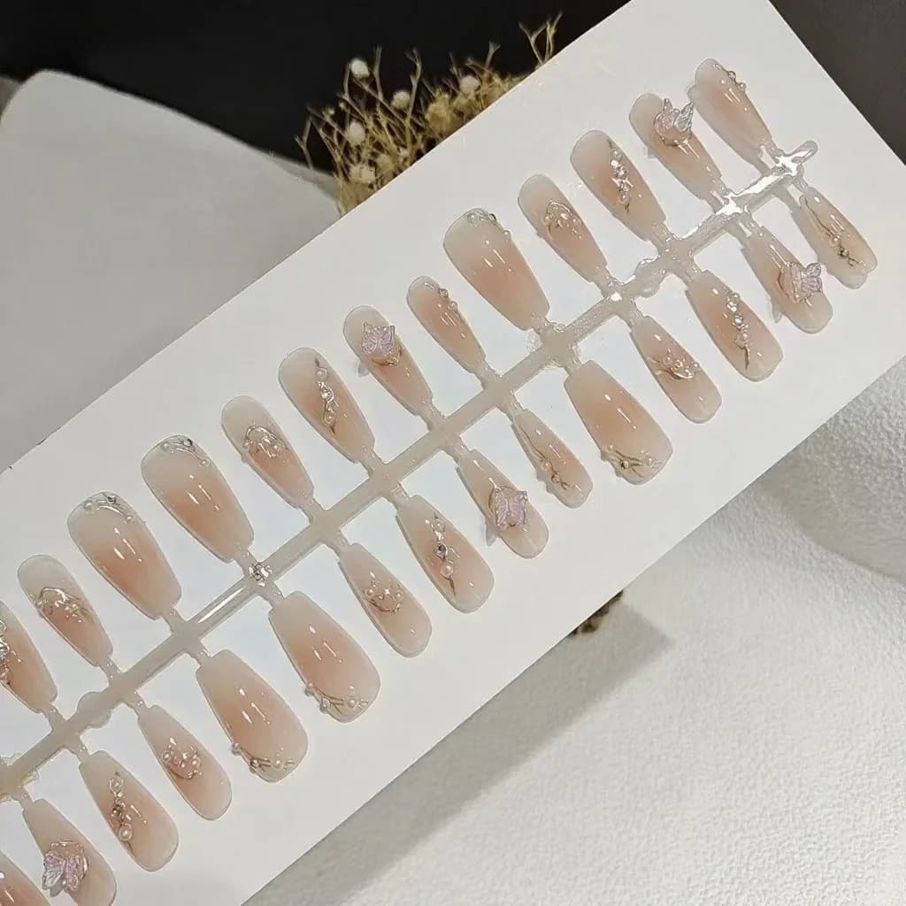 3D Butterfly Press-On Nails, 30 Pieces, Reusable False Nail Tips