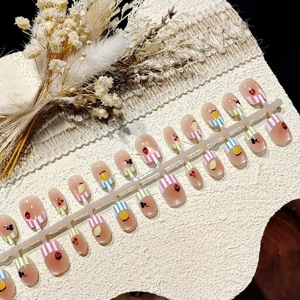 Short Ballerina Press-On Nails Cat Eye Candy Style with Rhinestones