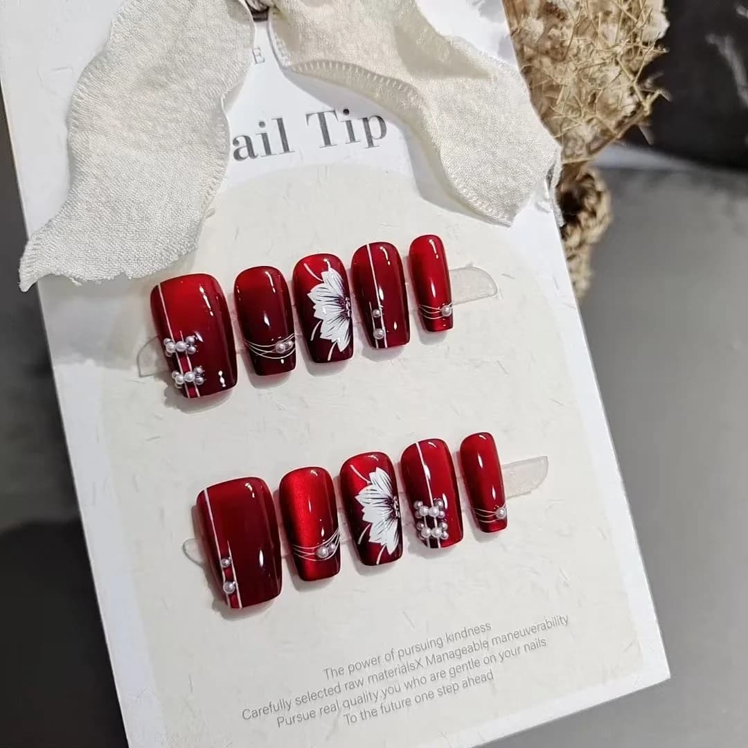 Red Floral Press-On Nails Medium Coffin Shape Glitter Finish 10 Pieces
