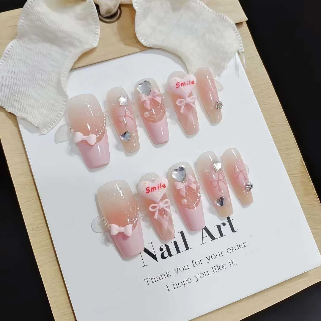 Press-On Nails French Tip Heart Bow Design 30 Pieces