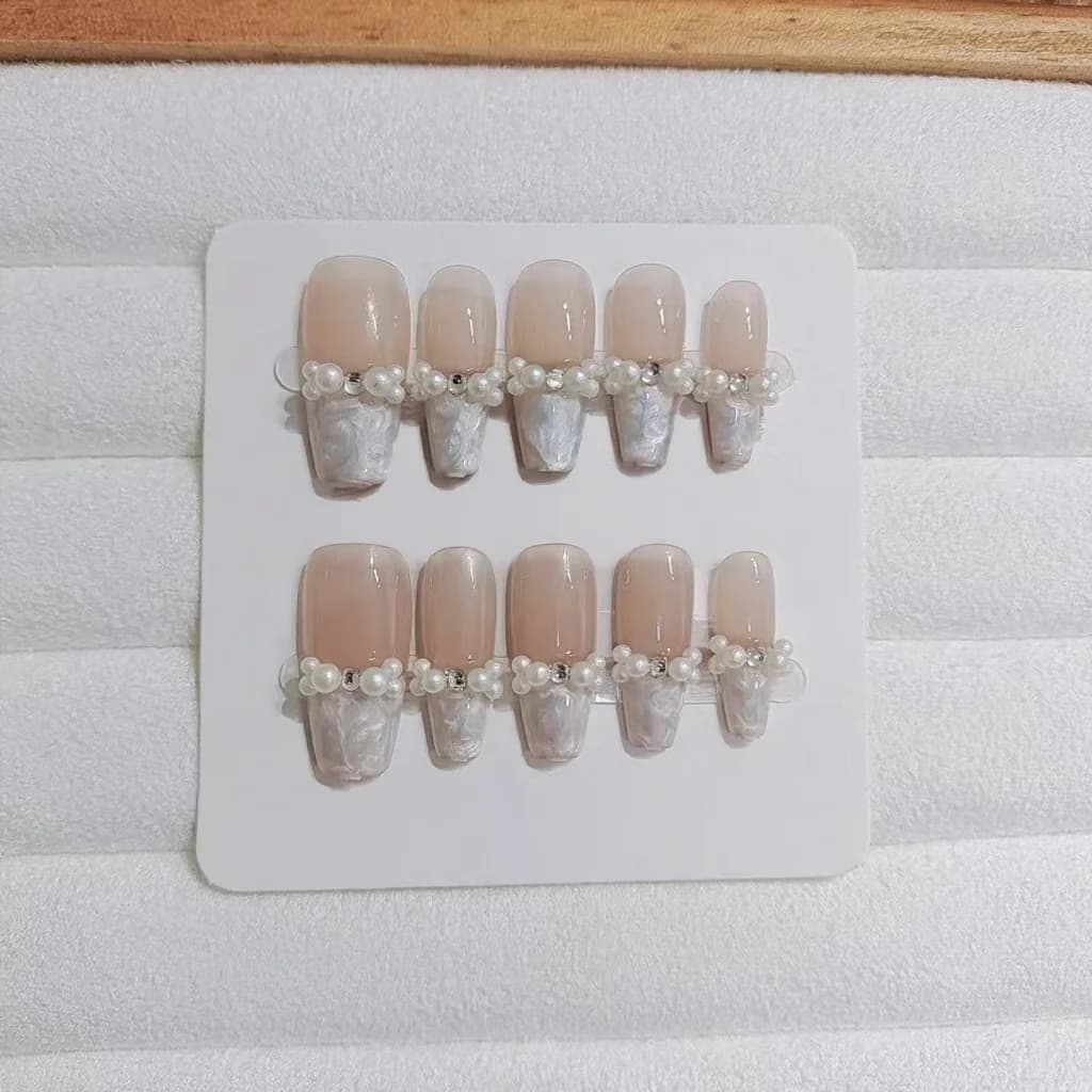 Mother of Pearl Threaded Press On Nails with Pearls and Rhinestones