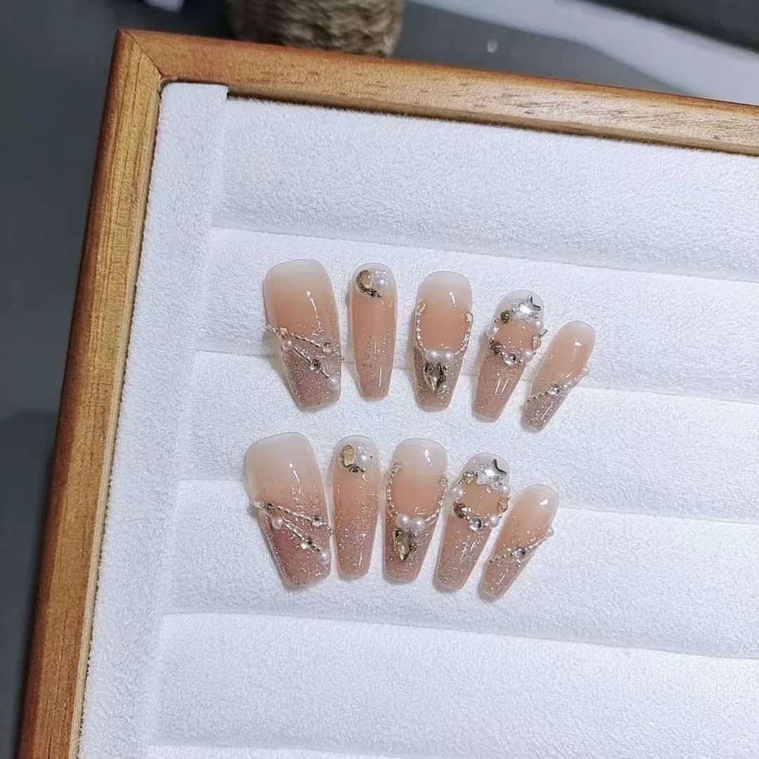 Starry Sky Press-On Nails with Rhinestones, 10 Pieces