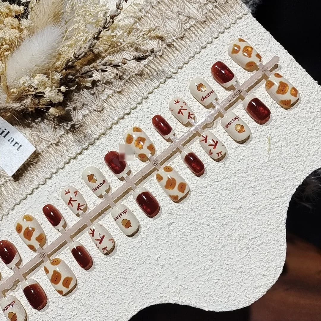 Chestnut Bear Cat Eye Press-On Nails Short Ballerina Shape Glitter