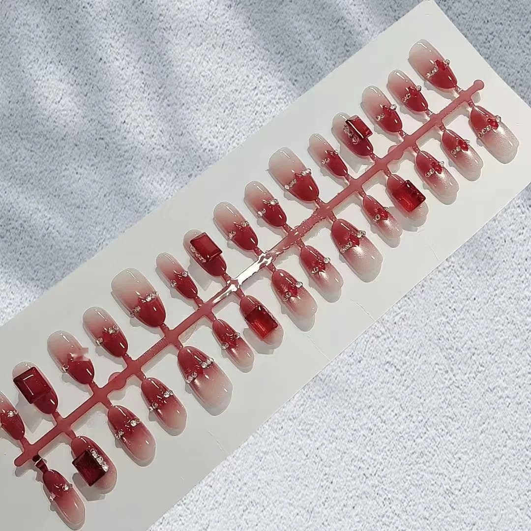 Red Rhinestone Cat Eye Press On Nails Medium Oval 30 Pieces
