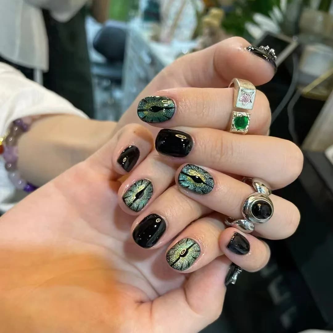 Black Gothic Press-On Nails Short Coffin Shape Butterfly Design 10 Pieces