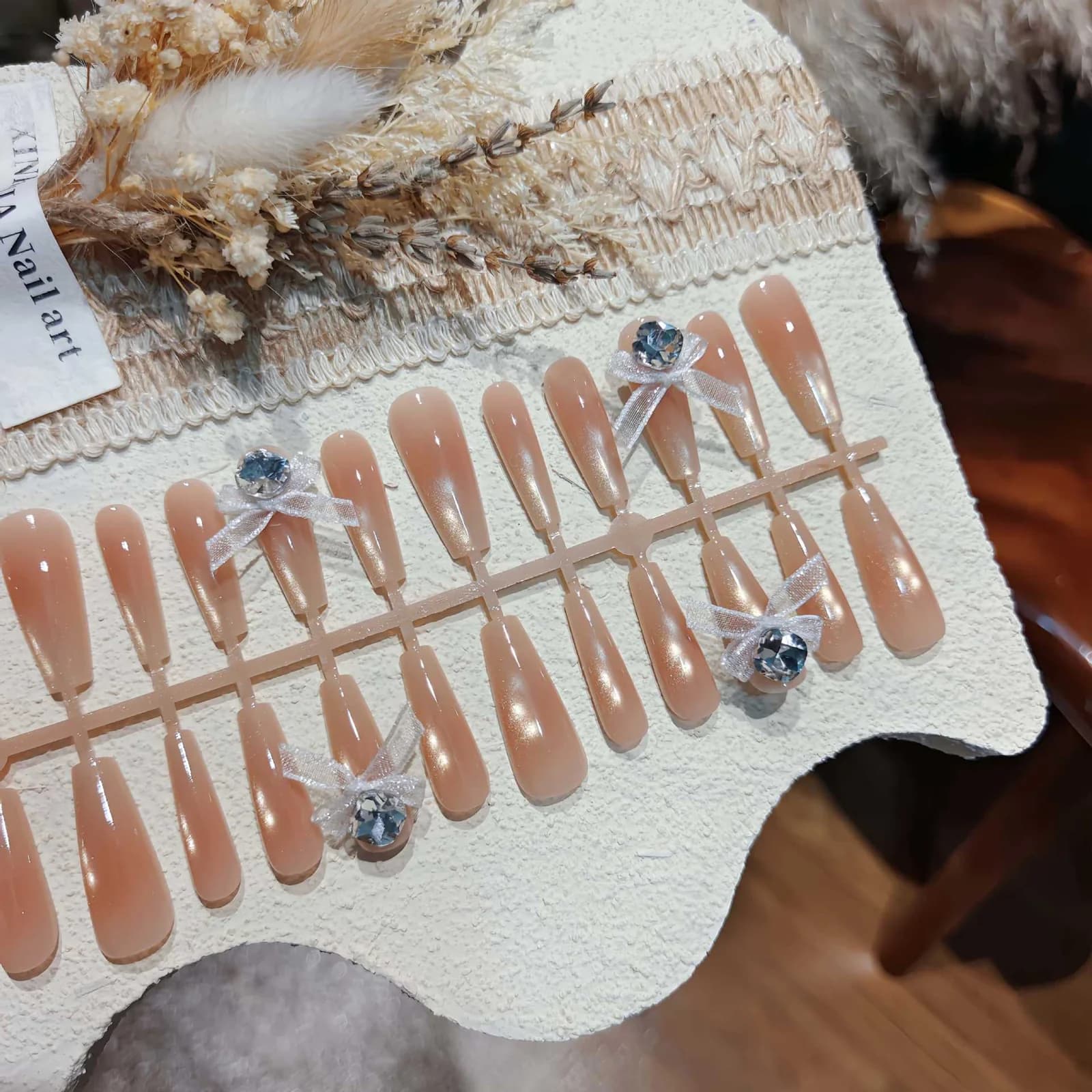 Jade Satin Gold Cat Eye Press-On Nails with Bow, Sweet Cool Style